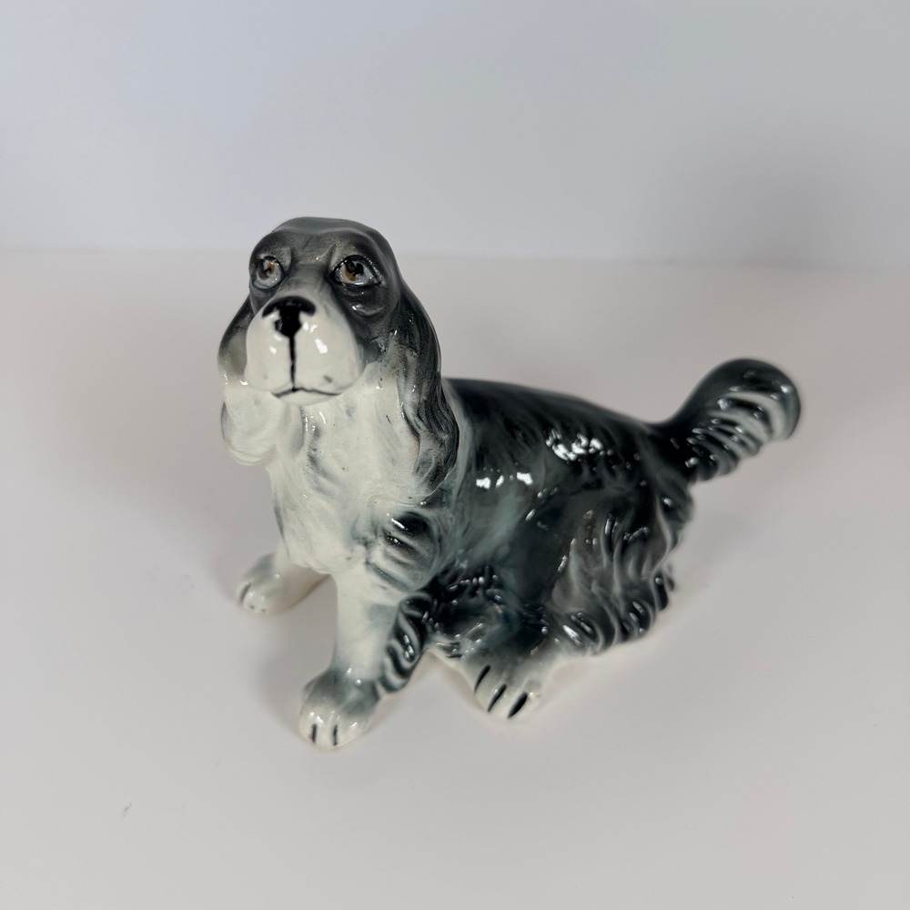 Vintage Hagen Renaker Black & White Cocker Spaniel hand painted Dog. Rare
